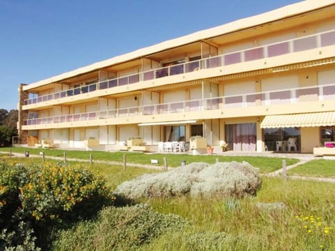 Appartement 3 pièces 4 couchages avec parking au Lavandou - FR-1-251-316 Apartment in Le Lavandou