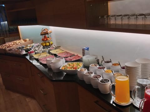 Buffet breakfast