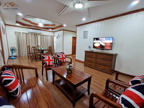 Sand-D House Pool Villa B35 at Rock Garden Beach Resort Rayong House in Chon Buri Changwat