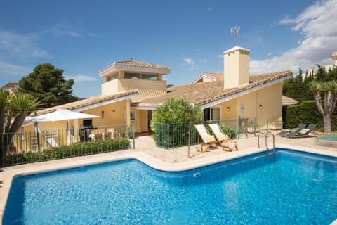 Villa Olympus. Piscina Privada. La Manga Club Villa in Region of Murcia