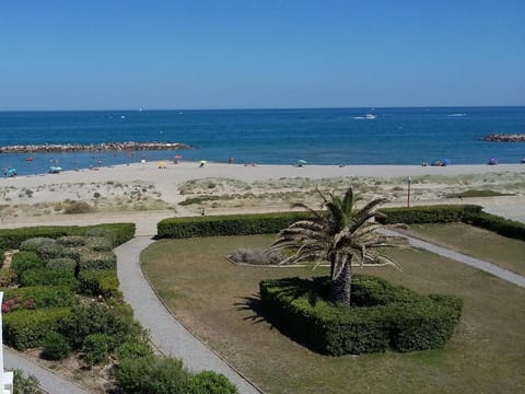 Garden, Beach