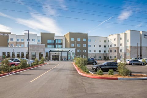 Fairfield Inn & Suites by Marriott San Jose North/Silicon Valley Hotel in Alviso