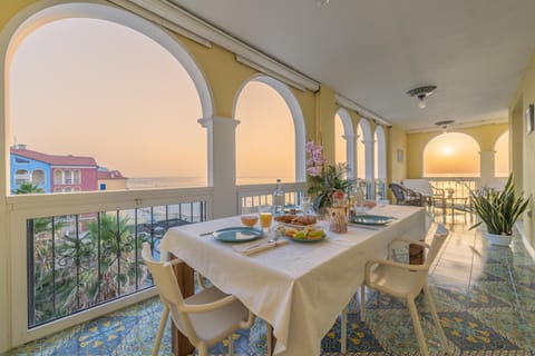 Balcony/Terrace, Breakfast, Sunrise