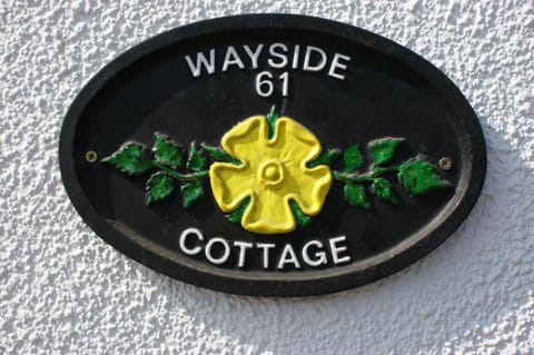 Wayside Cottage House in Tendring District