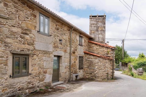 CASA GOMARIS House in Terra de Soneira