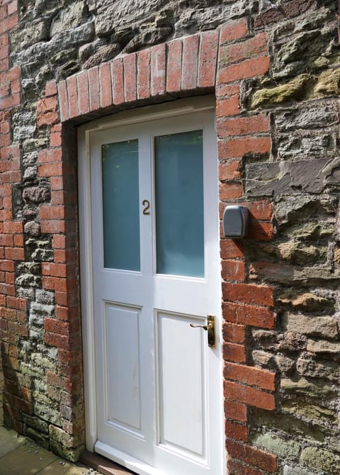 2 Bell Street Apartment in Wales