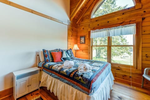 Longview Lodge Maison in Lake Anna