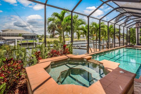 4 Bed 4 Bath Apartment in Cape Coral House in Cape Coral