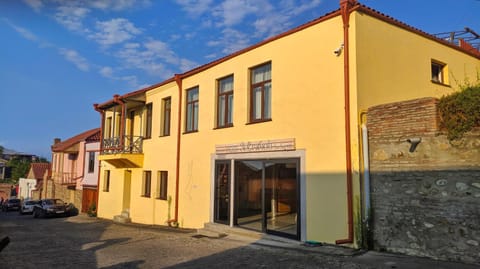 Property building, Facade/entrance, Neighbourhood