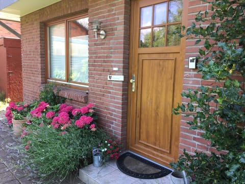 Facade/entrance, Summer