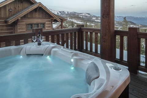Wolf Pack Hideaway House in Big Sky