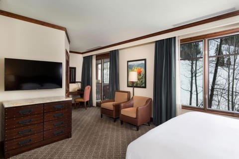 The Ritz-Carlton Club, Two-Bedroom WR Residence 2406, Ski-in & Ski-out Resort in Aspen Highlands House in Aspen