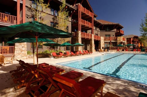 The Ritz-Carlton Club 3 Bedroom Residence 8209, Ski-in & Ski-out Resort in Aspen Highlands House in Aspen