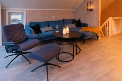 Lofoten Waterfront luxury lodge House in Lofoten