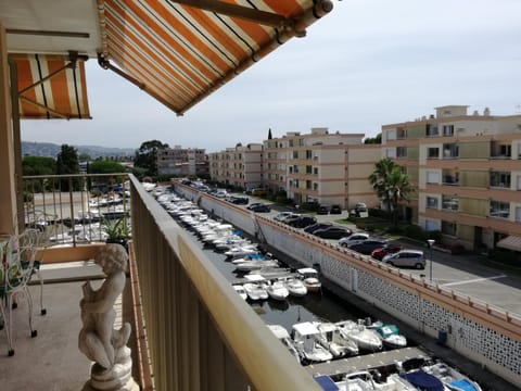 Le Balcon d'Azur Copropriété in Mandelieu-La Napoule