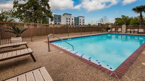 On site, Pool view, Swimming pool