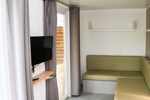 Camping le Colorado Campground/
RV Resort in Provence-Alpes-Côte d'Azur