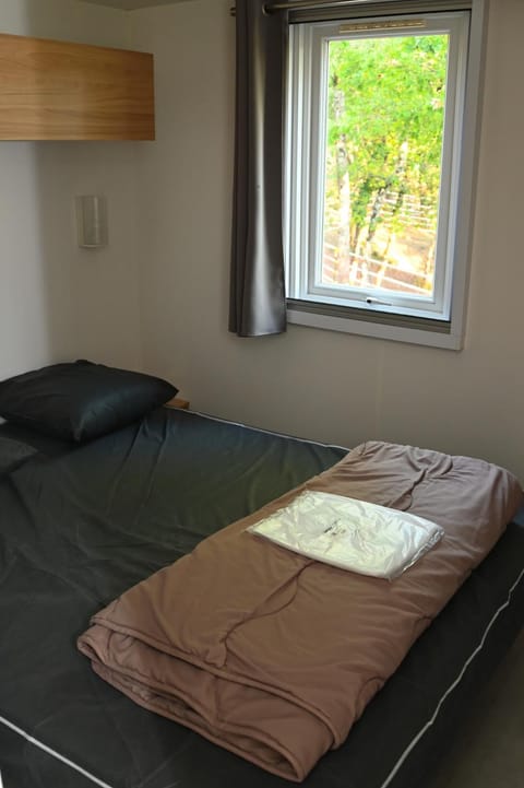 Camping le Colorado Campground/
RV Resort in Provence-Alpes-Côte d'Azur