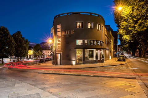 Property building, Facade/entrance