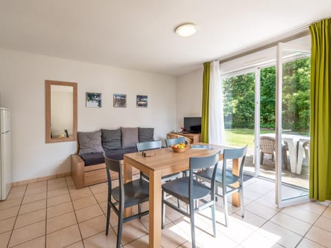 Holiday home Club Le Domaine Du Golf 1 House in Saumur
