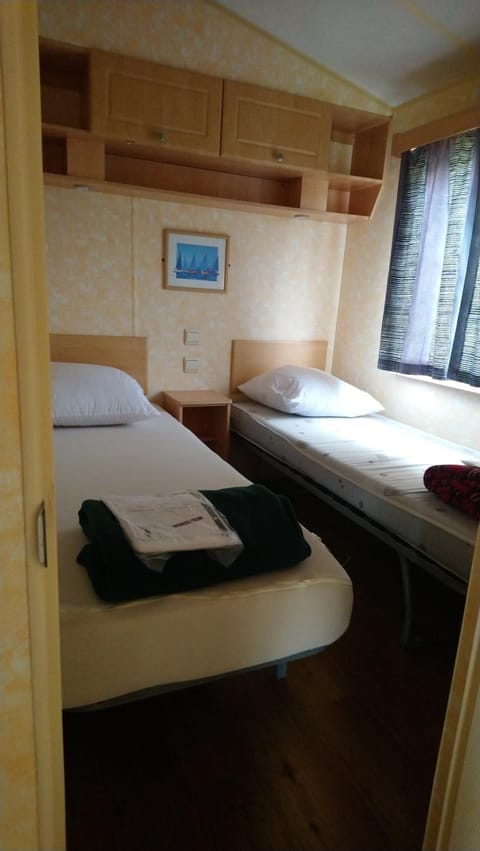 Mobil home willerby de luxe Campingplatz /
Wohnmobil-Resort in Le Portel