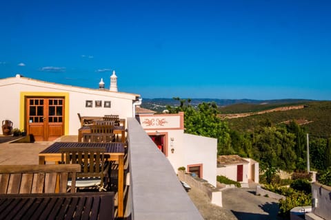 B&B Candelária Bed and Breakfast in Loulé