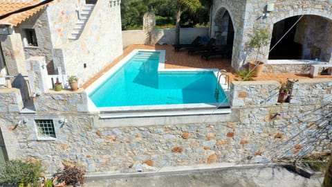 Mani Stone Towers Bed and Breakfast in Messenia