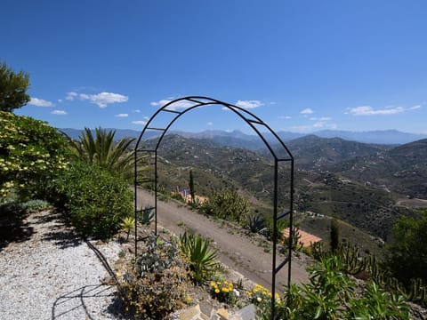 Belvilla by OYO Casa Iris Villa in Axarquía