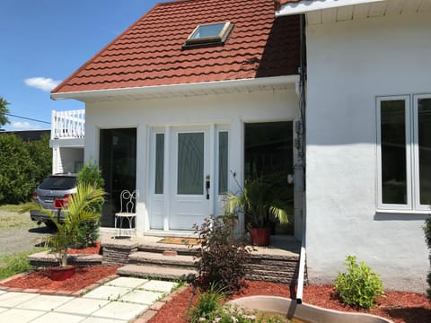 La Maison du Village House in Shawinigan