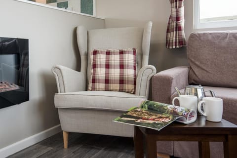 Coffee/tea facilities, Living room, Seating area