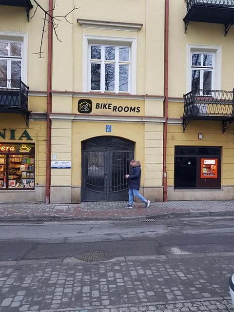 BIKE ROOMS Condo in Lviv Oblast