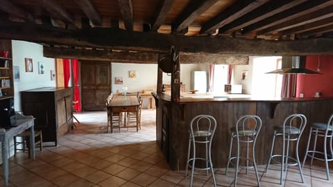 Ar Merglet - Grande longère authentique en Brocéliande House in Brittany