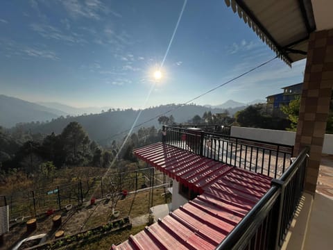 ValleyView Homestay House in Uttarakhand