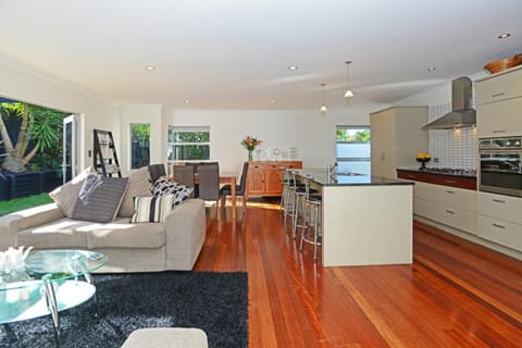 Stay Auckland Bed and Breakfast in Auckland