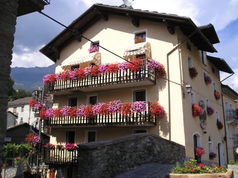 Hotel Cecchin Hotel in Aosta