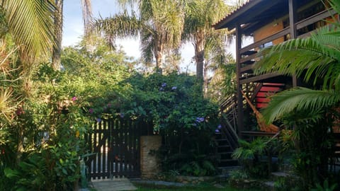 Facade/entrance, Garden view