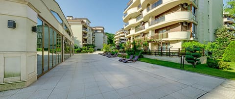Long Beach Resort Apartahotel in Varna Province