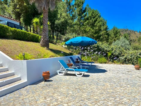 Lakeside Rest House in Santarém District, Portugal