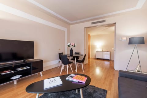 Milan Royal Suites - Centro Apartment in Milan
