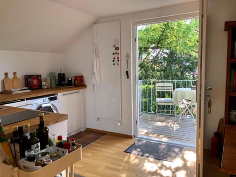 Charmante Ferienwohnung mit Balkon im 5-Seen-Land Wohnung in Herrsching
