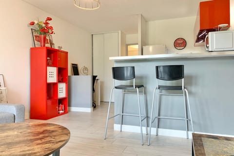 Full of colour in Grenoble #D1 Apartment in Grenoble