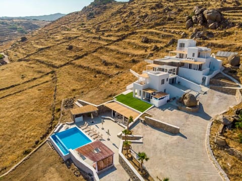 Bird's eye view, Swimming pool