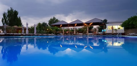 Pool view, Swimming pool