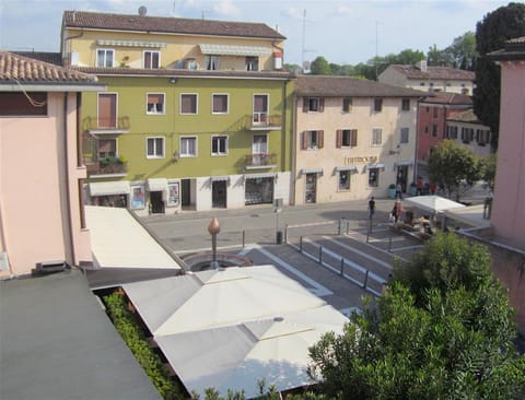 Neighbourhood, City view