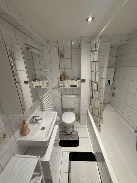 Toilet, Bathroom, Bath