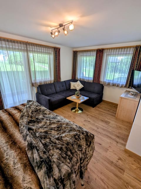 Garni Hotel Belalp Bed and Breakfast in Sëlva