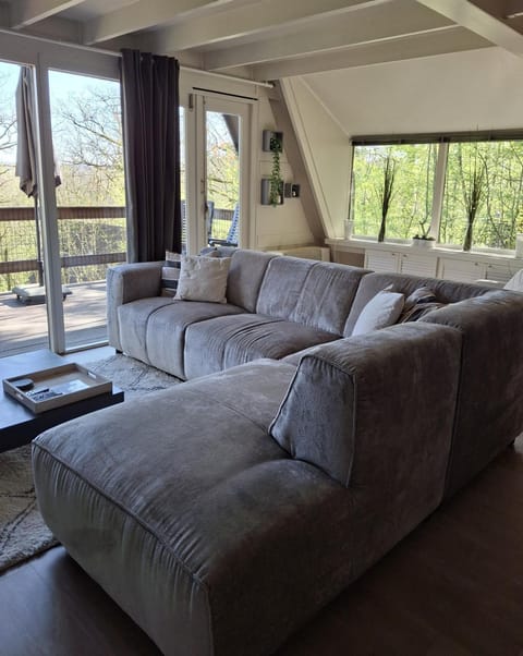 View (from property/room), Balcony/Terrace, Living room, Seating area