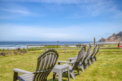 Oceanscape House in Lincoln City