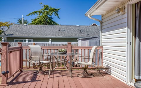 Ron-Dezvous By The Sea House in Lincoln Beach