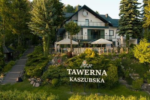 Property building, Restaurant/places to eat, Beach, Lake view, Lake view, Breakfast, Buffet breakfast